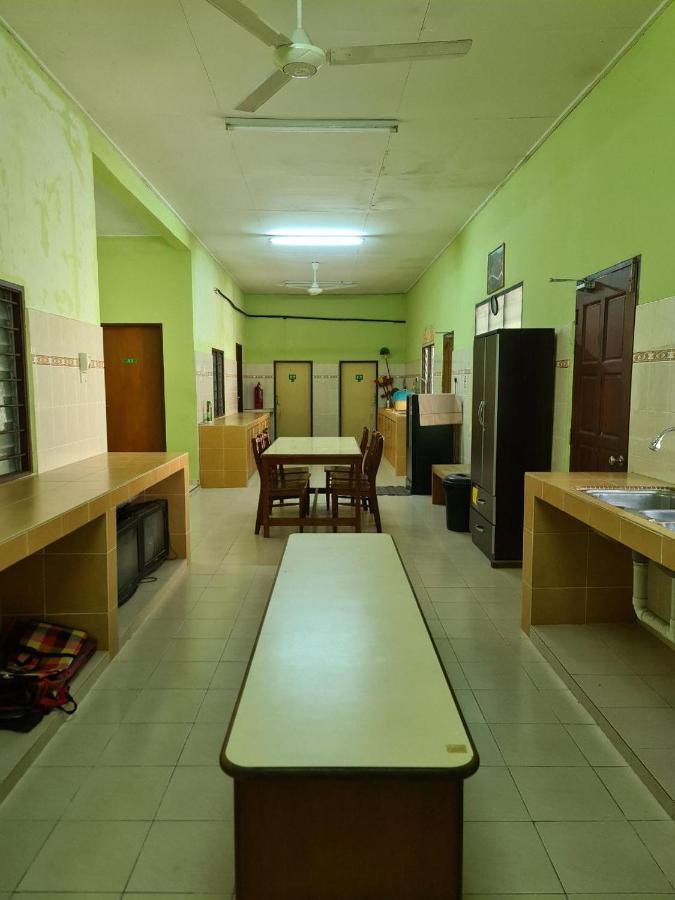 Penginapan Harmoni Inn Kuala Terengganu Zewnętrze zdjęcie