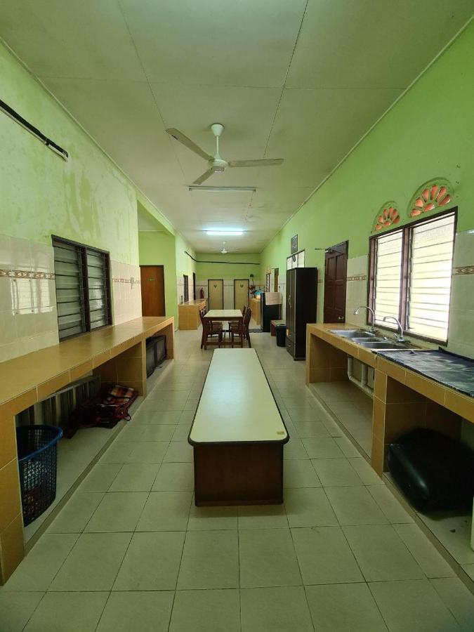 Penginapan Harmoni Inn Kuala Terengganu Zewnętrze zdjęcie